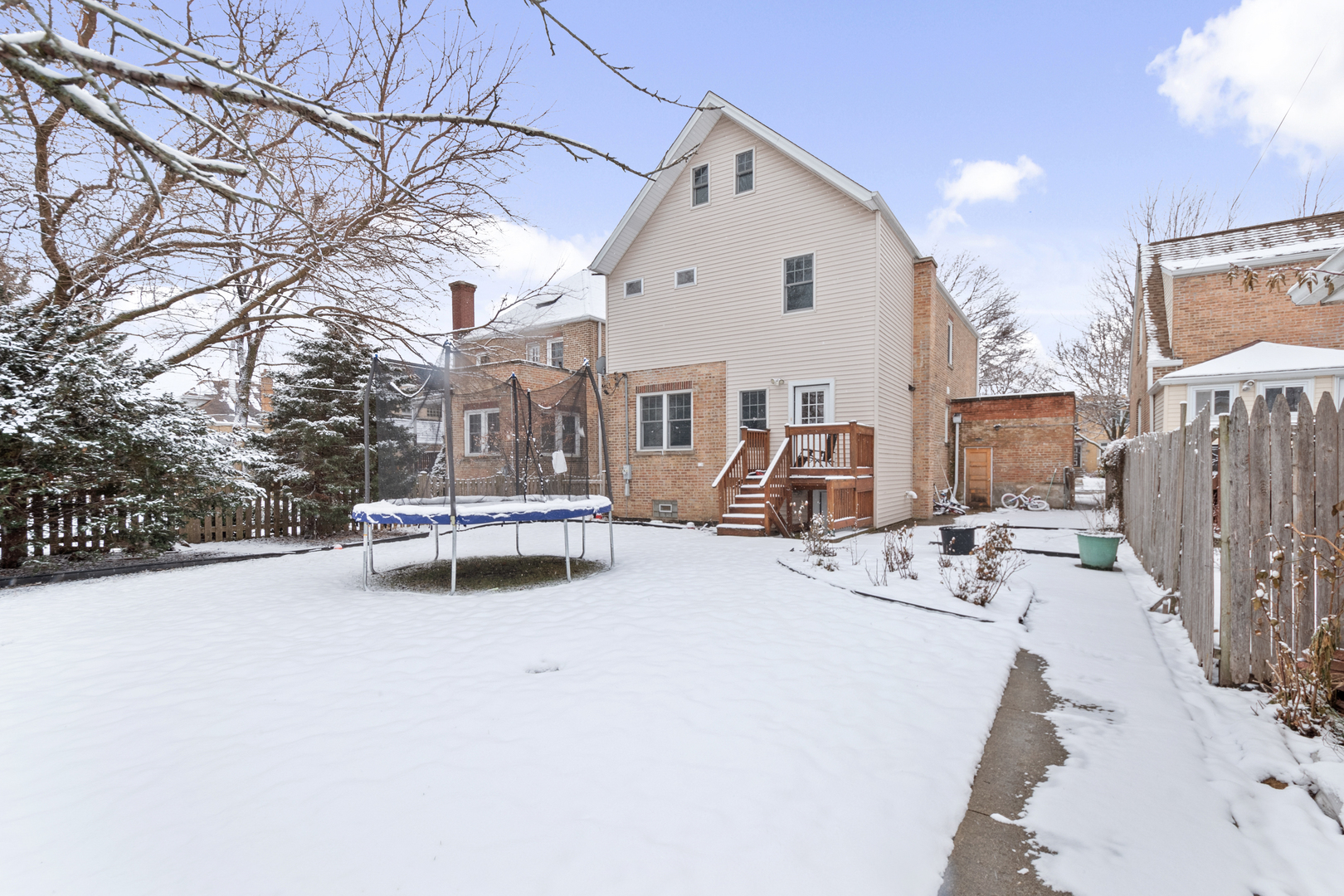 5933 North Bernard Street Chicago, IL 60659 - Photo 27 of 31