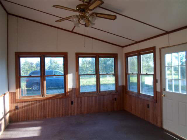 3864 County Road 49 Butler, IN 46721 - Photo 5 of 11