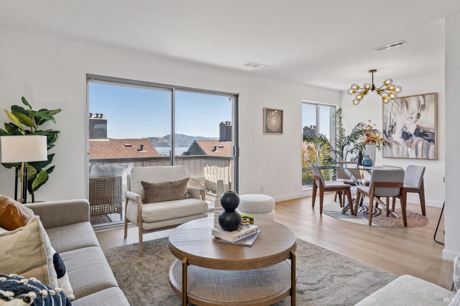 94 Anchorage Road Sausalito, CA 94965 - Photo 10 of 38