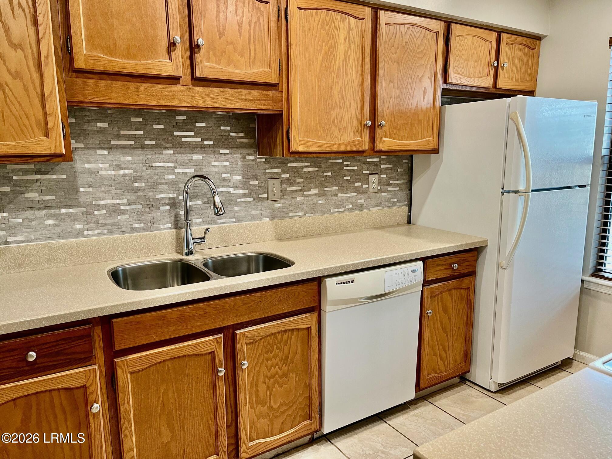 8 Battery Lane Beaufort, SC 29902 - Photo 3 of 31 bat 22