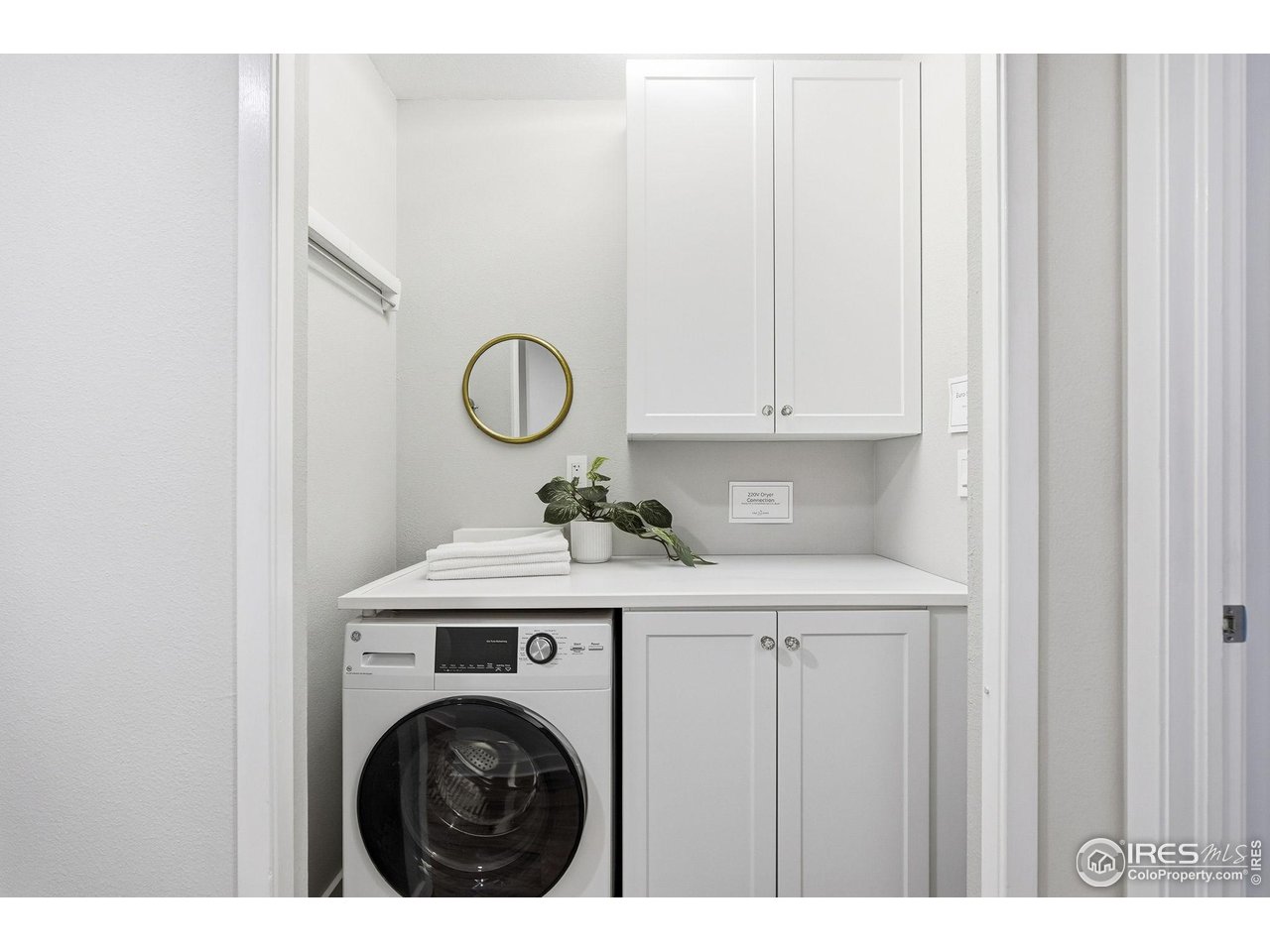 2942 Eagle Way Boulder, CO 80301 - Photo 20 of 40 Euro washer/dryer combo
