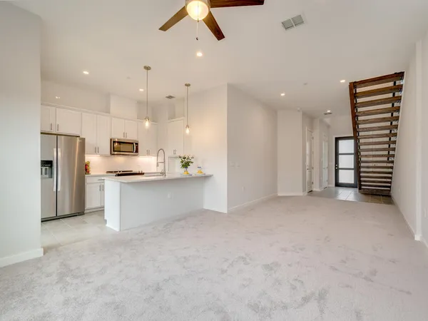$409,900 | 12001 Vista Parke Drive, Unit 1103, Austin, TX 78726