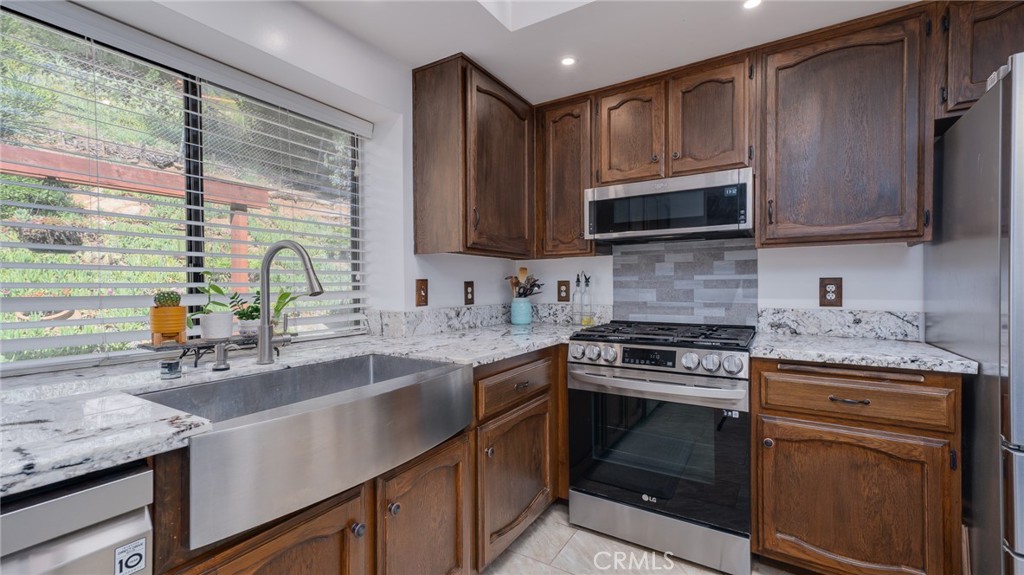 12433 Gay Rio Drive Lakeside, CA 92040 - Photo 15 of 41