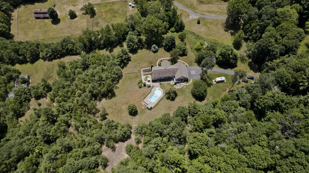 447 Loring Road Barre, MA 01005 - Photo 8 of 36