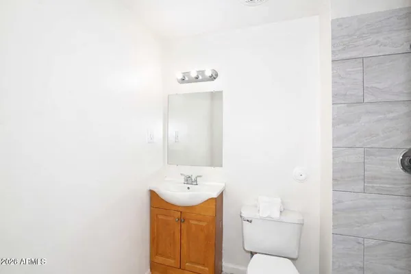 $2,950 | 7541 North 35th Drive, Phoenix, AZ 85051