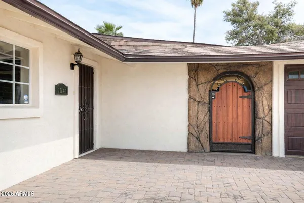 $2,950 | 7541 North 35th Drive, Phoenix, AZ 85051