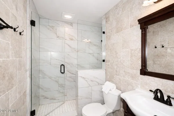 $2,950 | 7541 North 35th Drive, Phoenix, AZ 85051