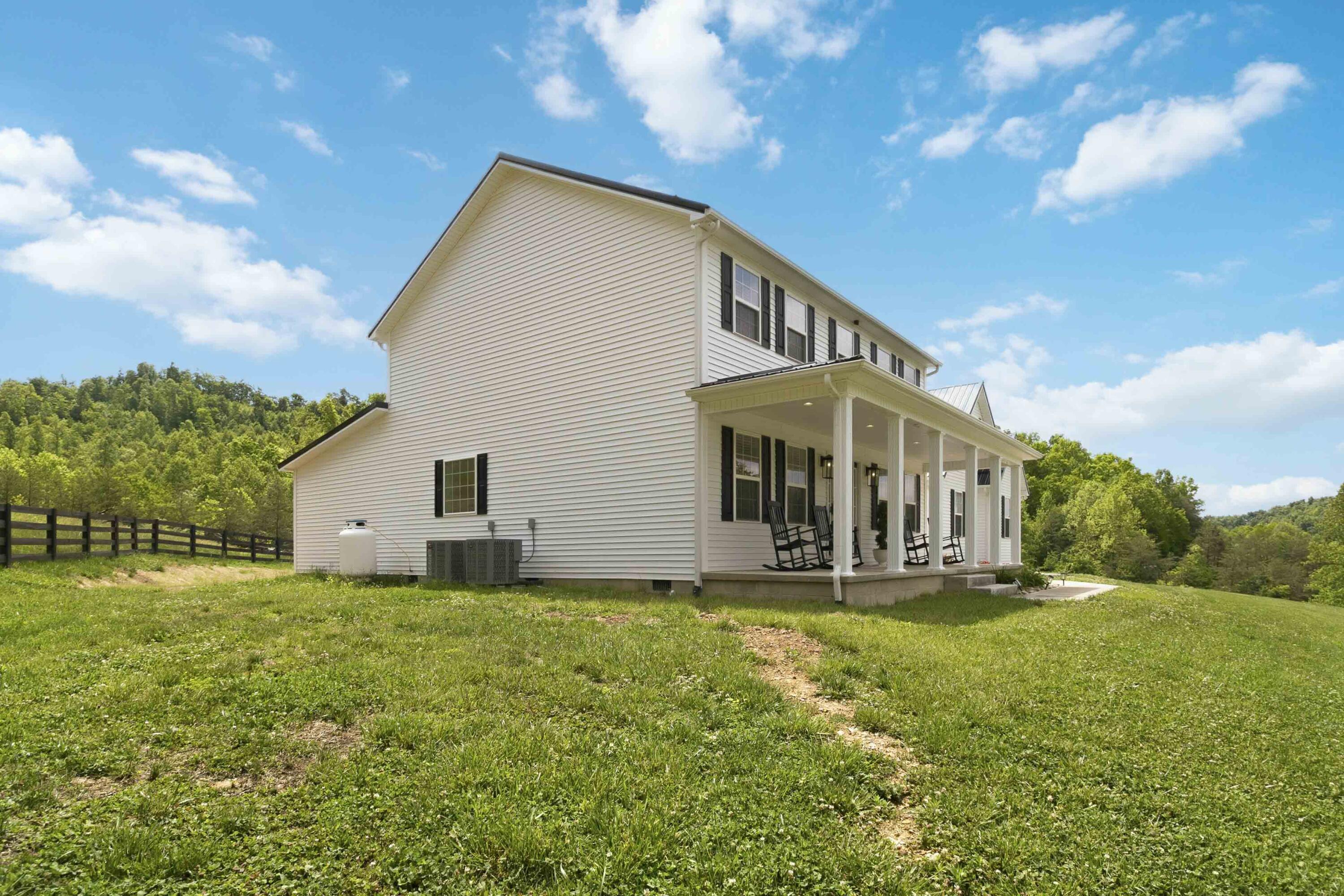 2604 Upper Rader Road Manchester, KY 40962 - Photo 7 of 82 001