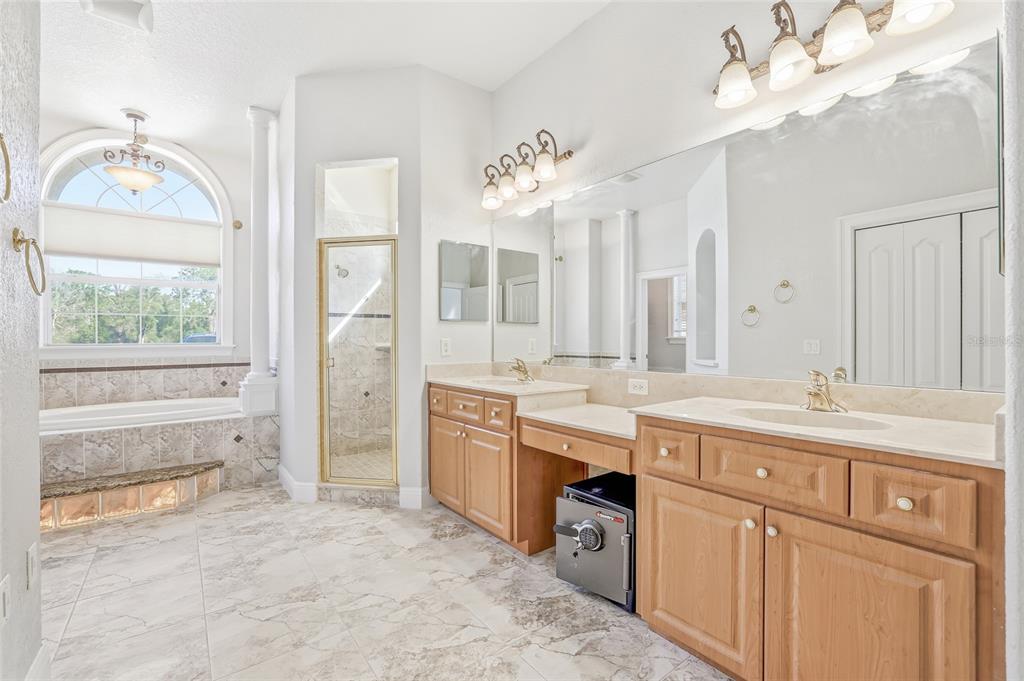 11040 Fulton Avenue Weeki Wachee, FL 34613 - Photo 30 of 77