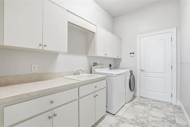 $575,000 | 11040 Fulton Avenue, Weeki Wachee, FL 34613