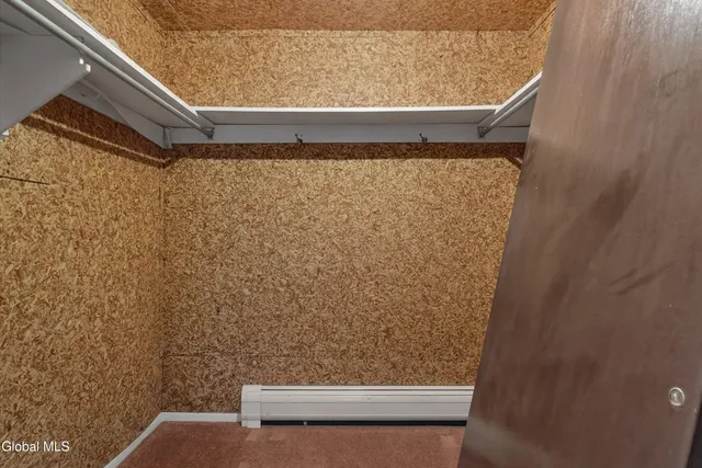 $374,900 | 17 Woodshire Court, Malta, NY 12019