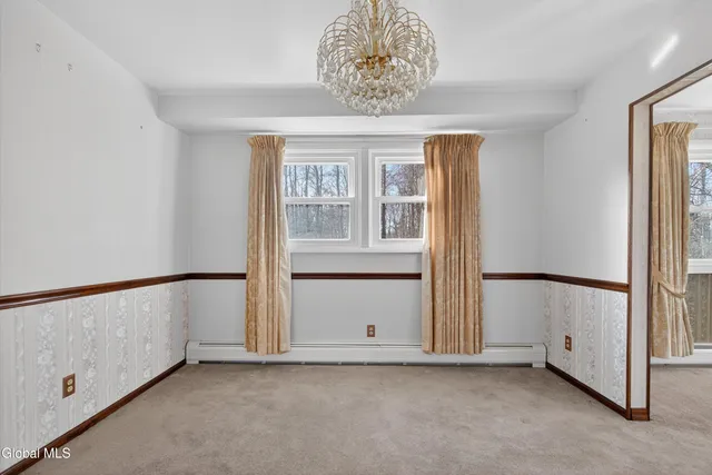 $374,900 | 17 Woodshire Court, Malta, NY 12019