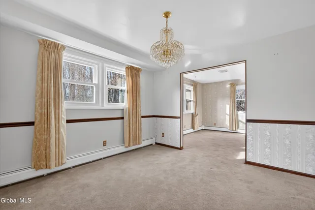 $374,900 | 17 Woodshire Court, Malta, NY 12019