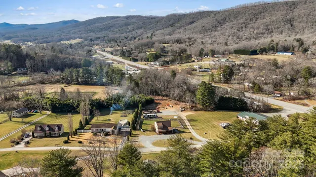 $675,000 | 40 Forge Valley Drive, Mills River, NC 28759