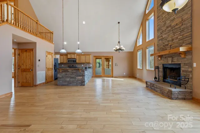 $675,000 | 40 Forge Valley Drive, Mills River, NC 28759