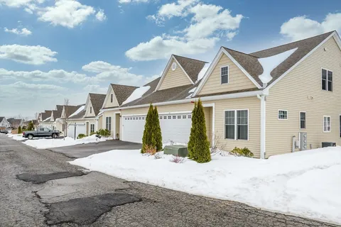 $599,000 | 839 Ledgewood Way, Unit 839, Clinton, MA 01510