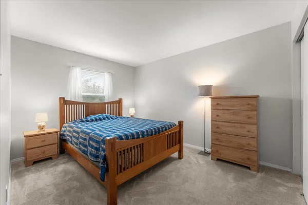 $289,900 | 2701 Hathaway Drive, Champaign, IL 61821