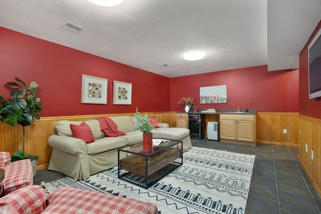 7 Breakneck Hill Road Hopkinton, MA 01748 - Photo 29 of 42 Gallery Image 29