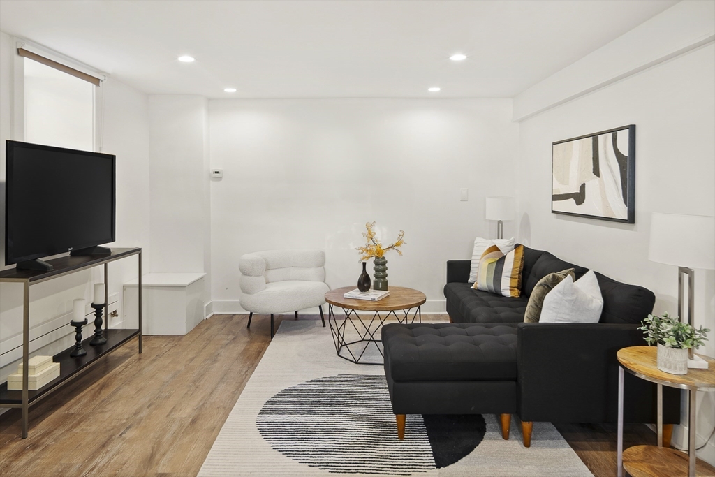 200 Freeman Street, Unit 1 Brookline, MA 02446 - Photo 14 of 19