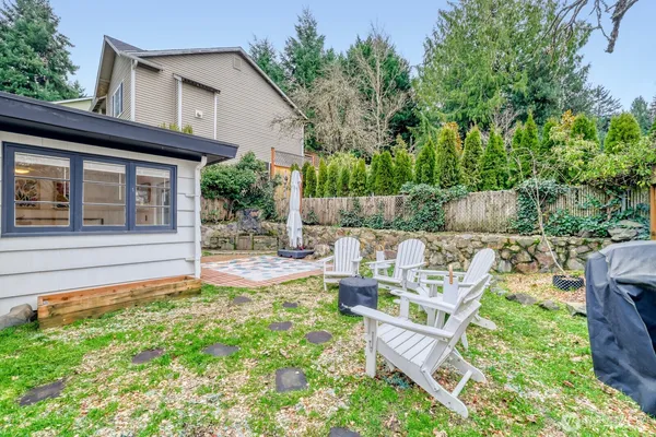 $640,000 | 4034 Northeast 109th Street, Seattle, WA 98125
