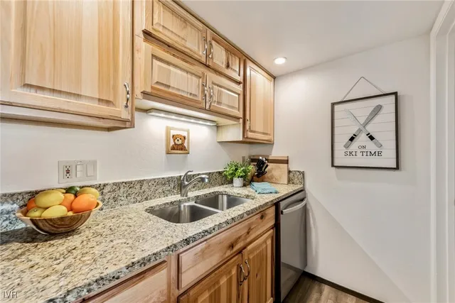 $1,195,000 | 121 Juanita Drive, Unit 231, Incline Village, NV 89451