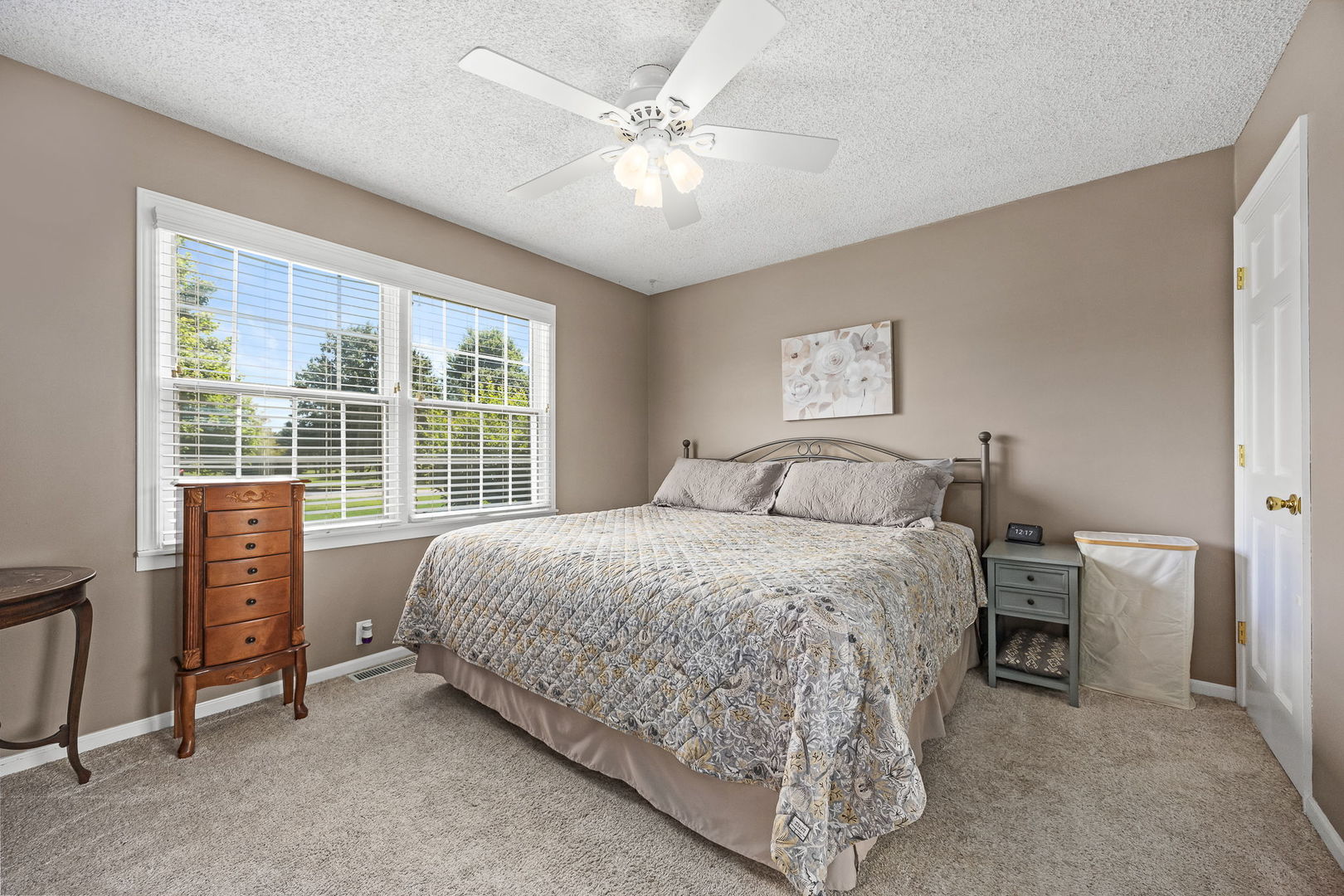 2259 A Bell Road Minooka, IL 60447 - Photo 11 of 34 Gallery Image 11