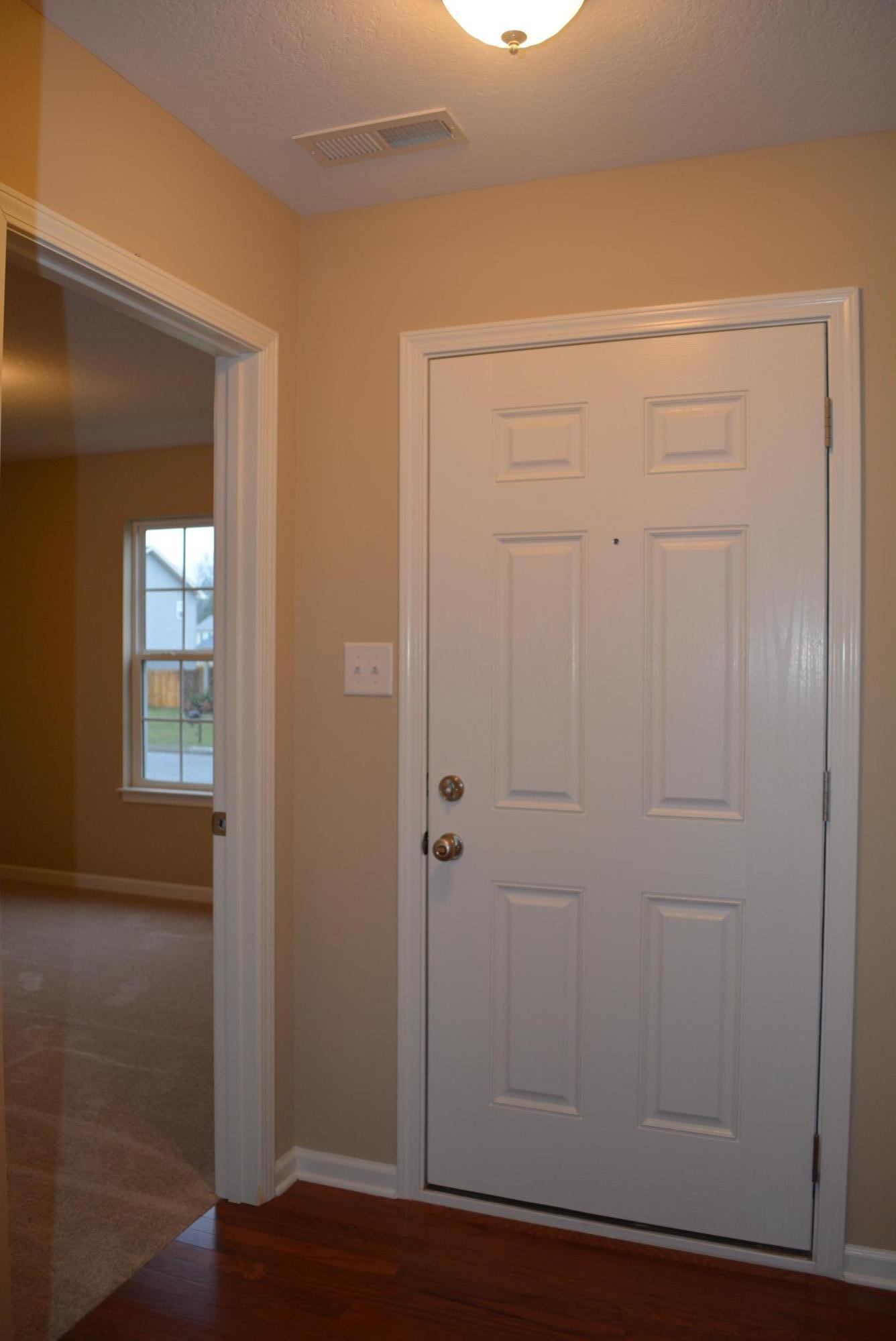 7710 Longshanks Road Corryton, TN 37721 - Photo 2 of 31 EP-8-Foyer