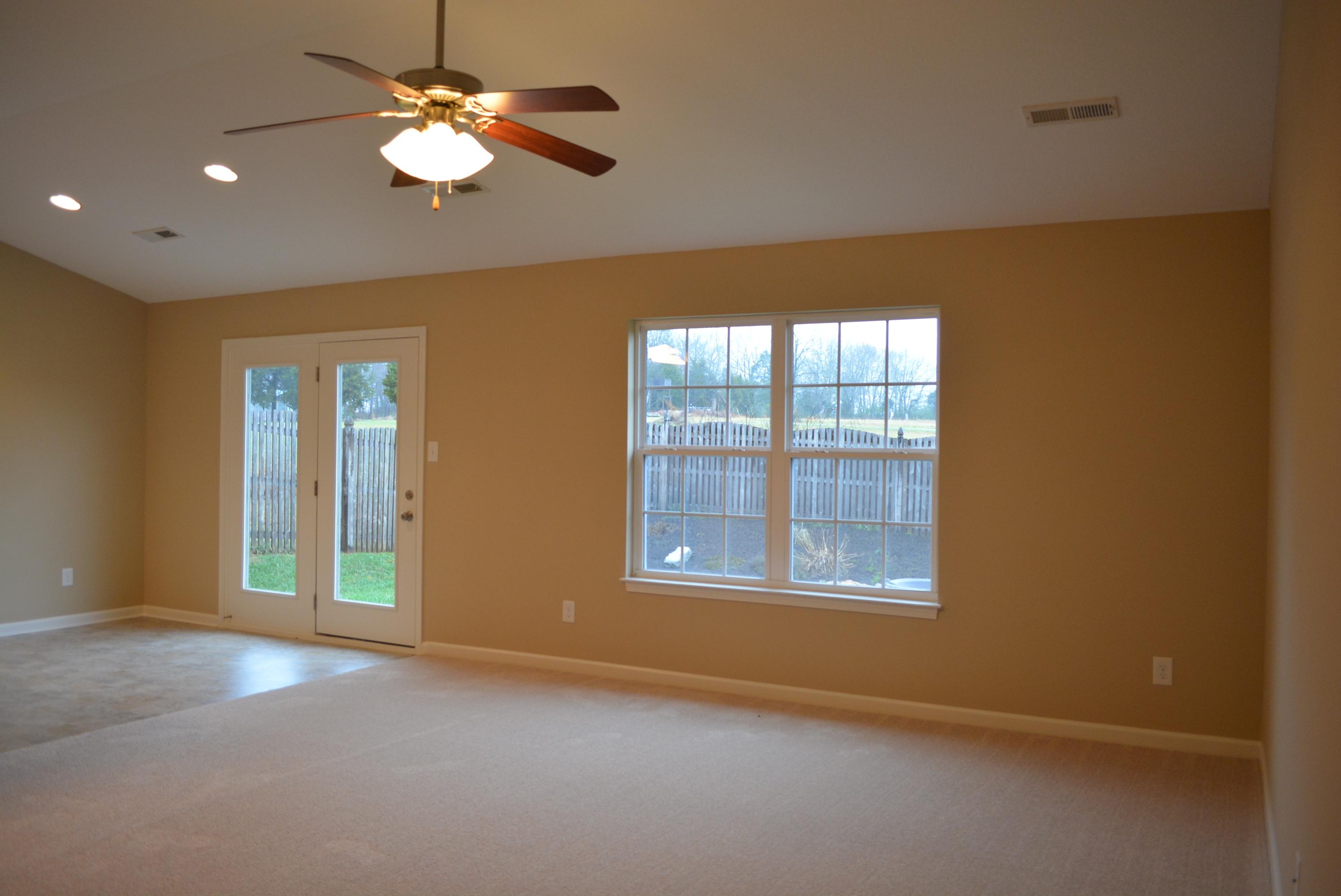 7710 Longshanks Road Corryton, TN 37721 - Photo 5 of 31 EP-8-Great Room