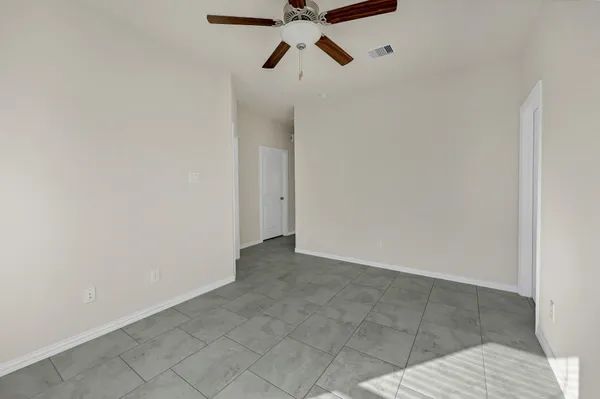 $2,200 | 2403 Dovetail Park Lane, Richmond, TX 77469