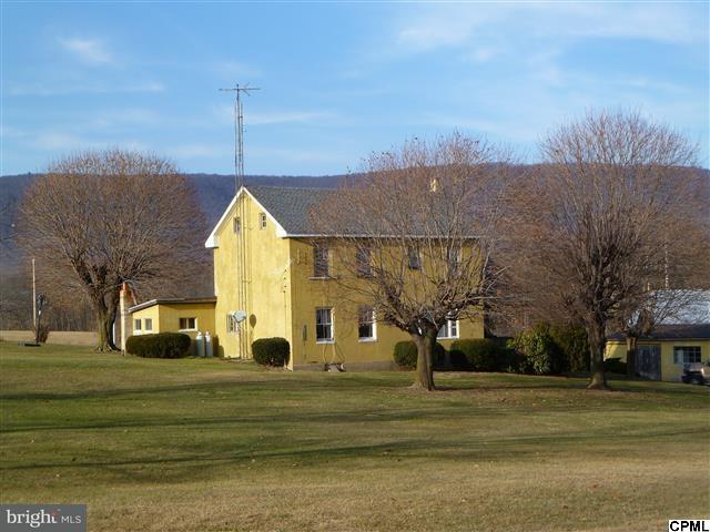 1201-1203 Roxbury Road Newburg, PA 17240 - Photo 2 of 4 Gallery Image 2
