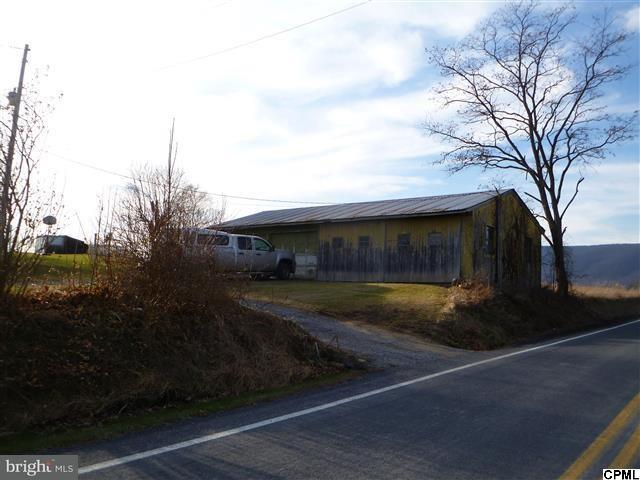 1201-1203 Roxbury Road Newburg, PA 17240 - Photo 4 of 4 Gallery Image 4
