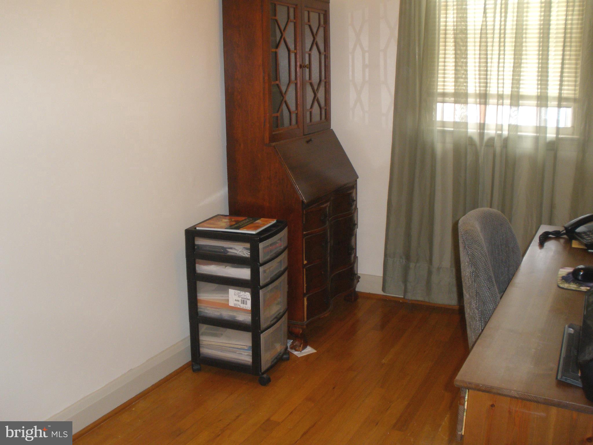 2220 Vailthorn Road Baltimore, MD 21220 - Photo 29 of 34 Beautiful Floors