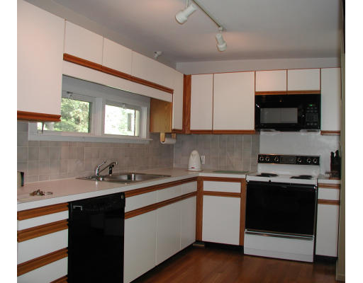 1 Moon Hill Road Lexington, MA 02421 - Photo 4 of 12