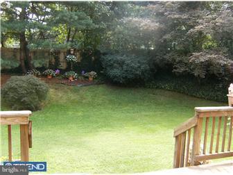 30 Farnwood Road Mount Laurel, NJ 08054 - Photo 2 of 12