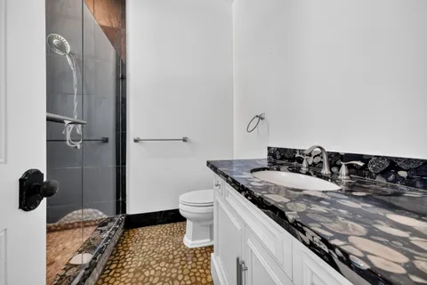 $3,400,000 | 2719 Northeast 19th Street, Fort Lauderdale, FL 33305
