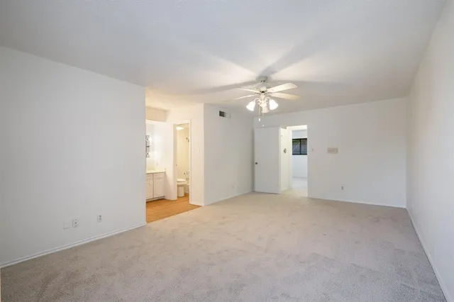 $2,300 | 5949 Copperwood Lane, Unit 1158, Dallas, TX 75248