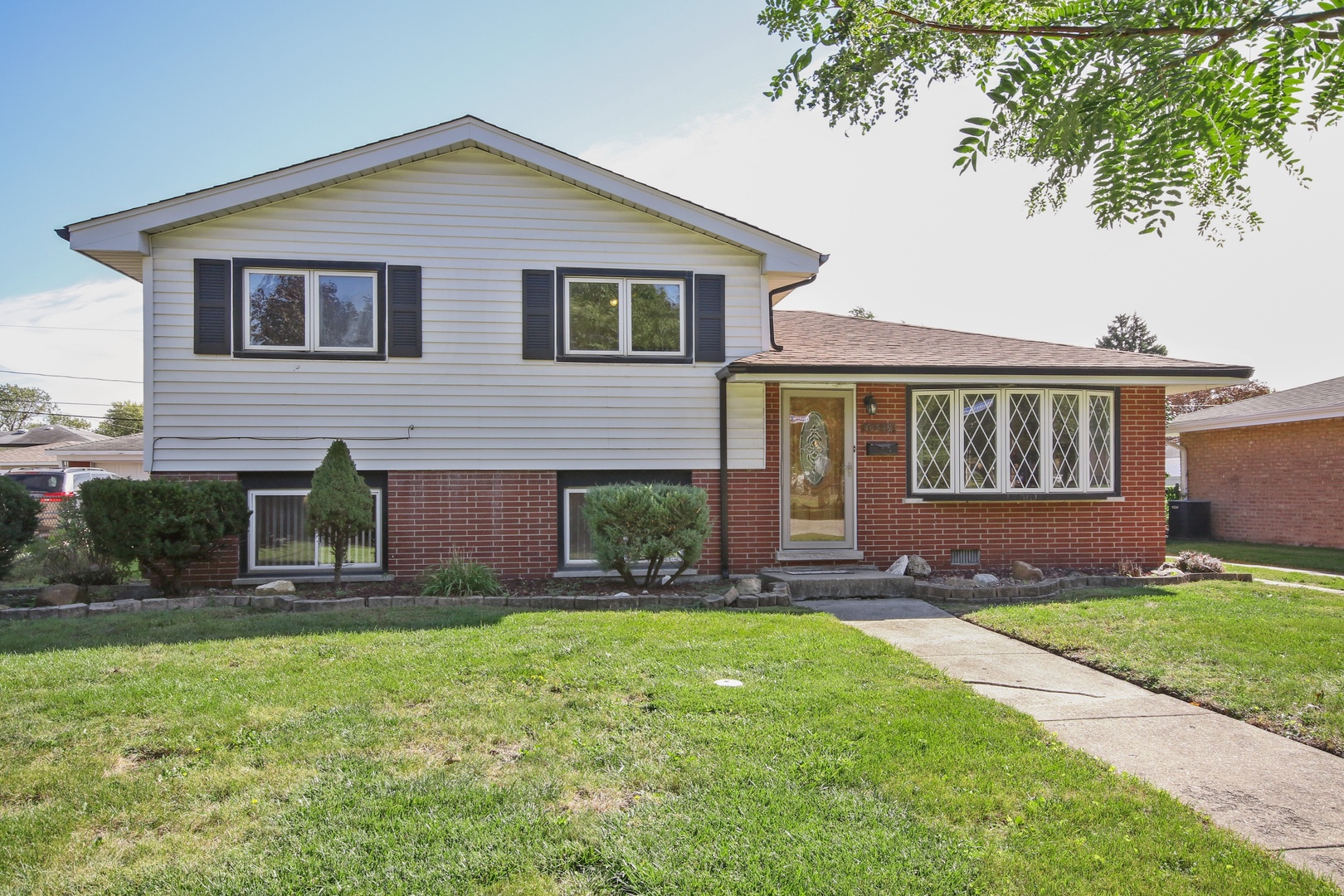 10349 Nashville Avenue Chicago Ridge, IL 60415 - Photo 1 of 1