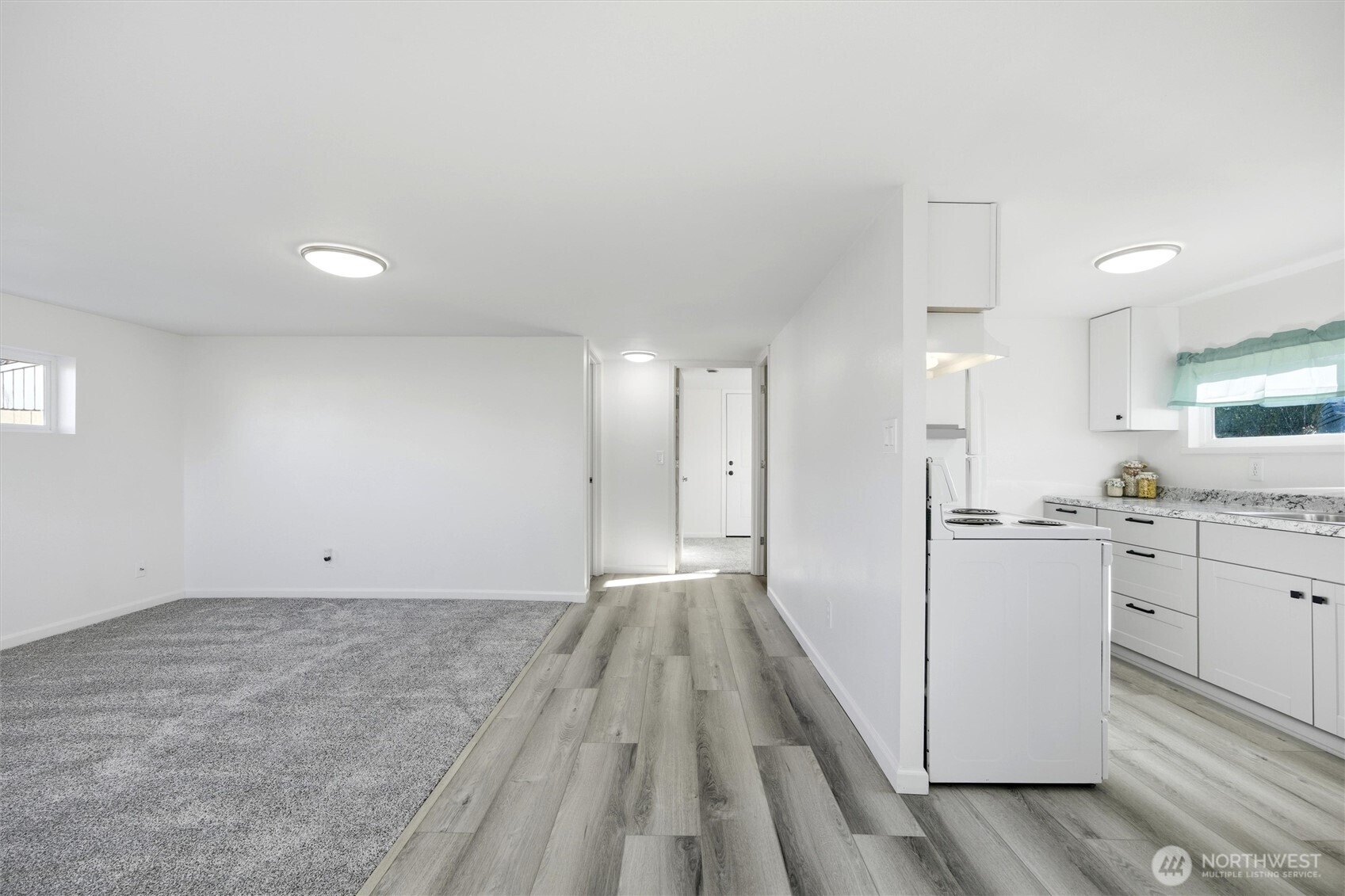 406 Snow Avenue Richland, WA 99352 - Photo 8 of 23