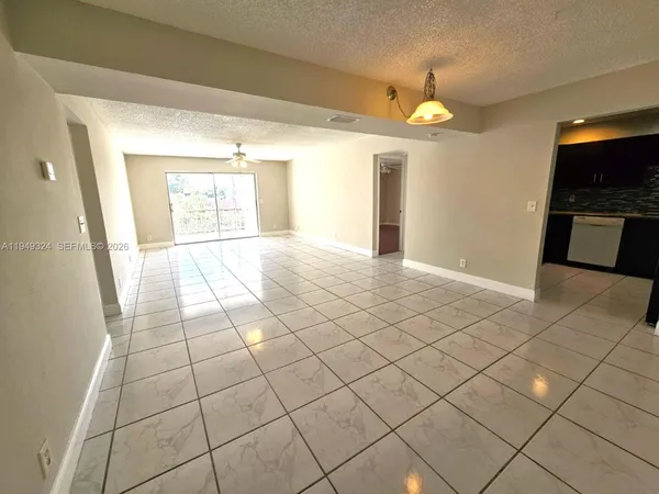 $2,575 | 642 Northwest 13th Street, Unit 310, Boca Raton, FL 33486
