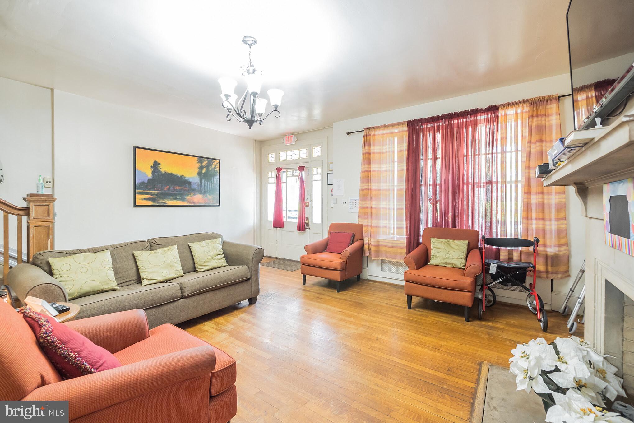 2702 Garrison Boulevard Baltimore, MD 21216 - Photo 6 of 13