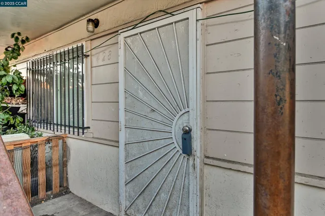 $705,000 | 428 South 9th Street, Richmond, CA 94804