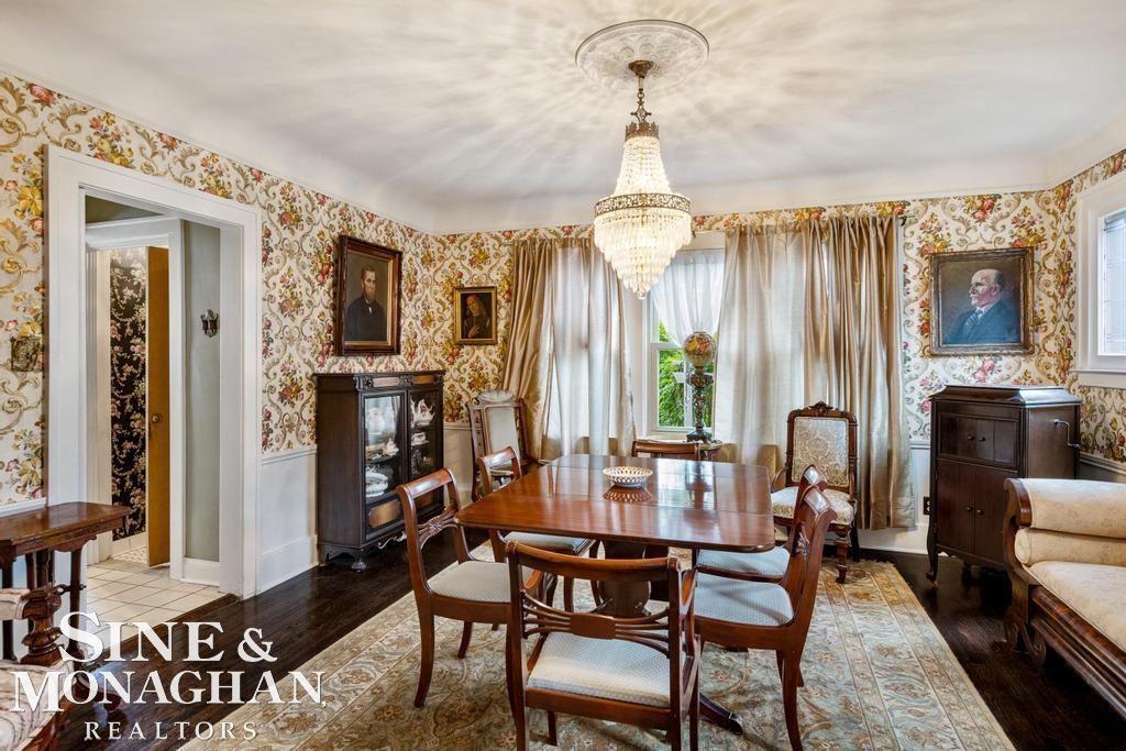 1410 Buckingham Road Grosse Pointe Park, MI 48230 - Photo 8 of 41
