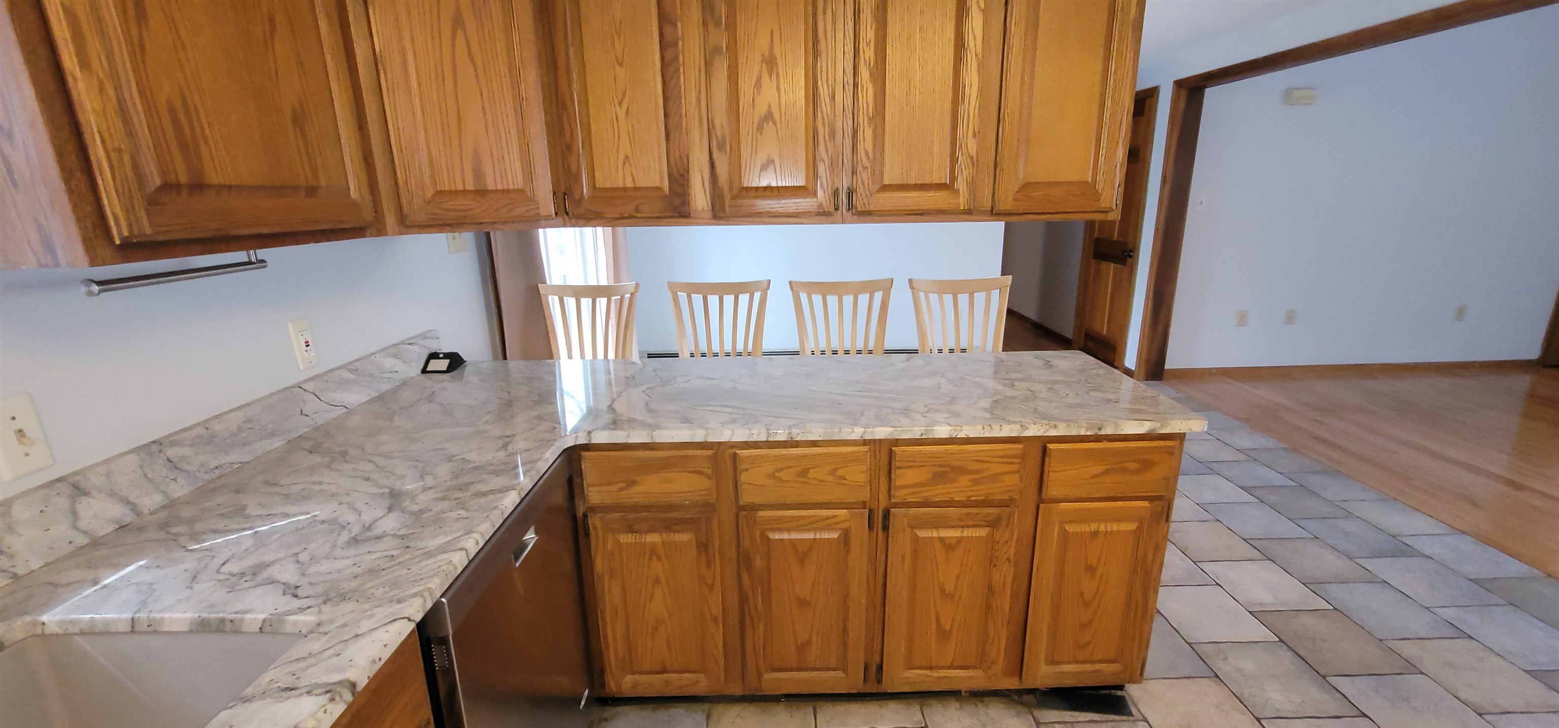 119 Haverhill Road Windham, NH 03087 - Photo 7 of 60