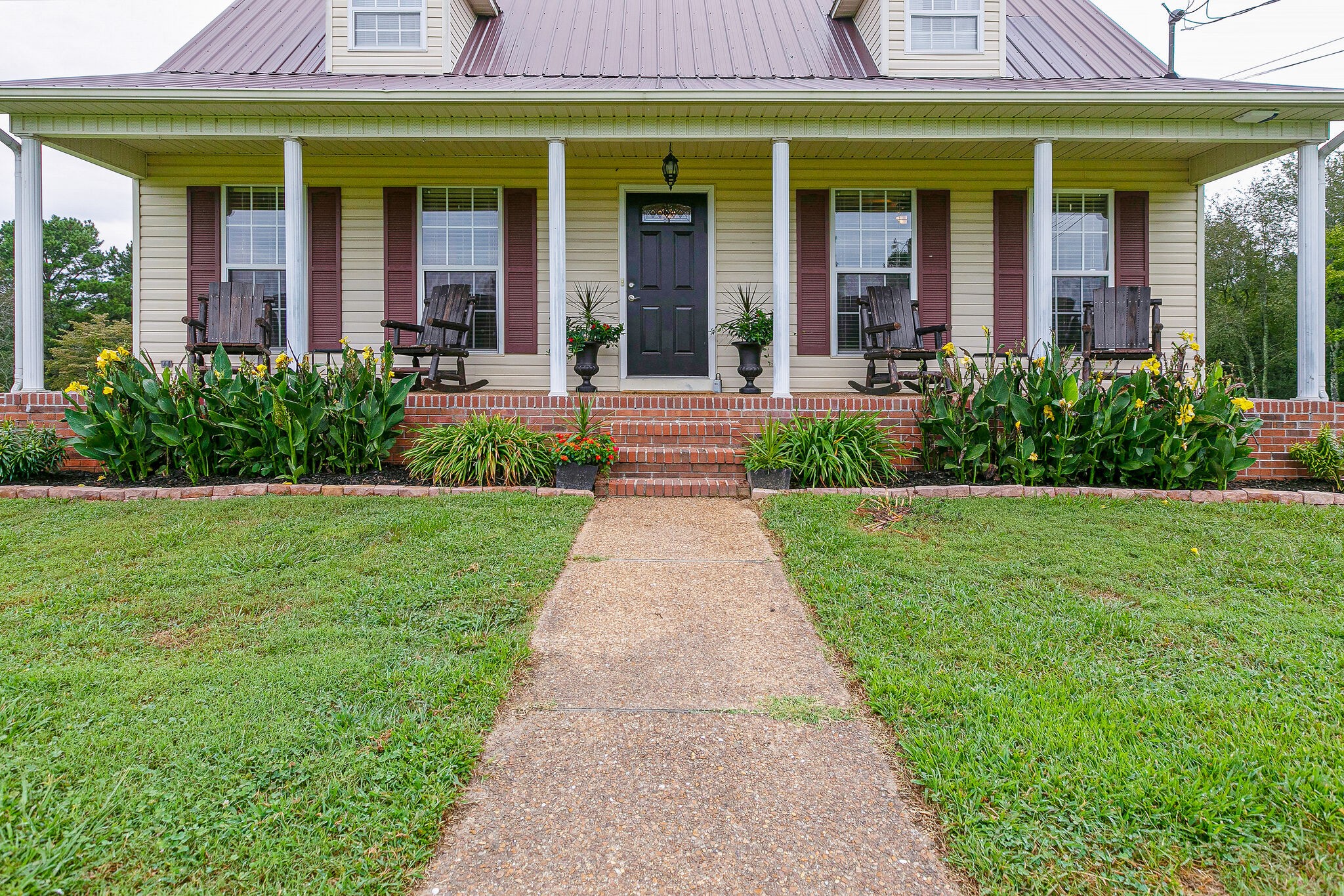 381 Shotwell Road Lawrenceburg, TN 38464 - Photo 1 of 38 Gallery Image 1