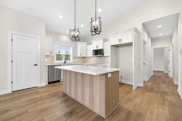 $549,900 | 1382 Lighthouse Village Road, Fond du Lac, WI 54937