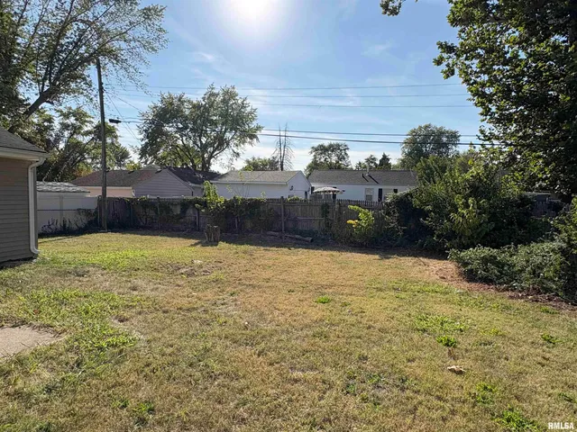 $139,900 | 5419 North Renwood Avenue, Peoria, IL 61614