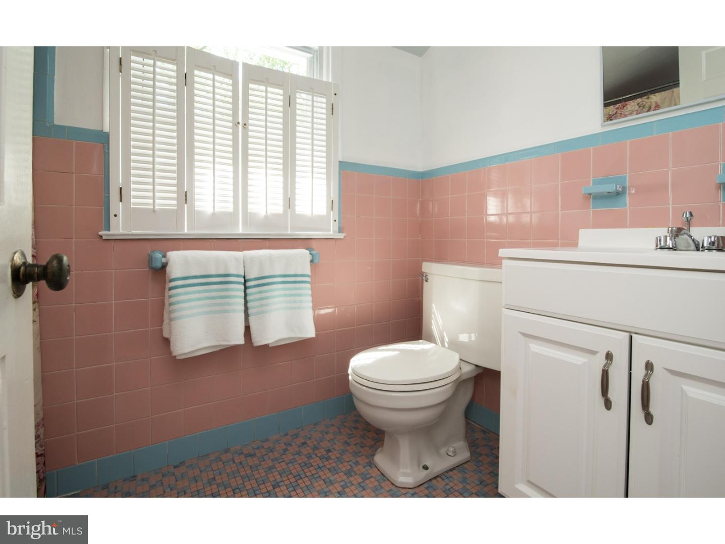 1396 Warner Road Jenkintown, PA 19046 - Photo 14 of 25 Bathroom