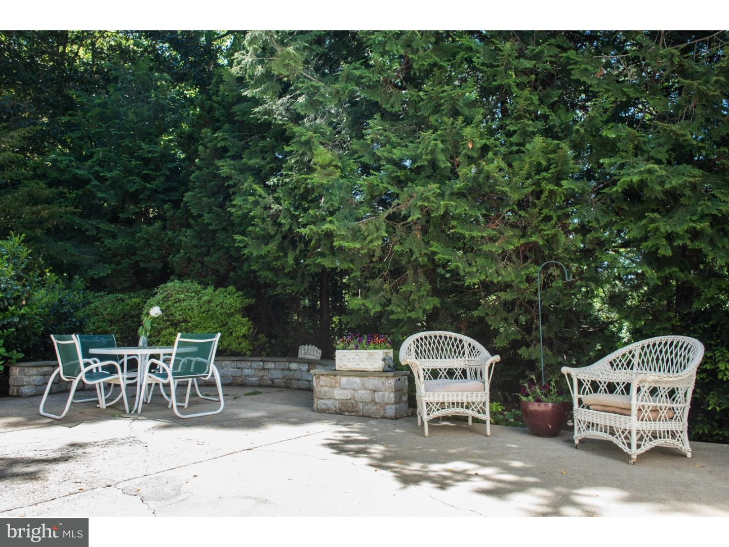 1396 Warner Road Jenkintown, PA 19046 - Photo 20 of 25 Back Yard
