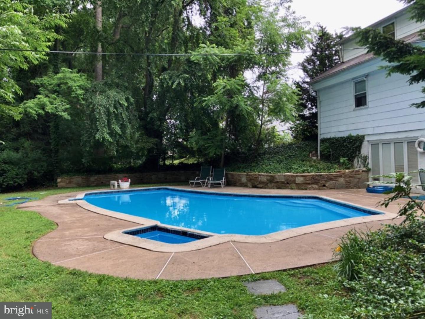 1396 Warner Road Jenkintown, PA 19046 - Photo 22 of 25 Pool