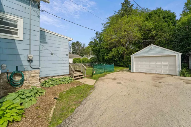 $170,000 | 345 East Merrill Avenue, Fond du Lac, WI 54935